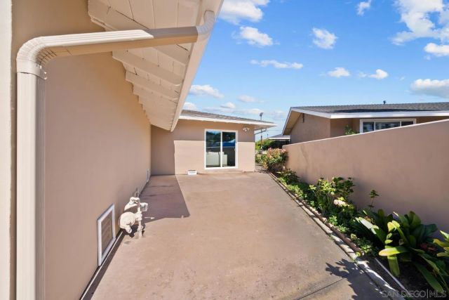 1261 Catalina, San Diego, CA 92107