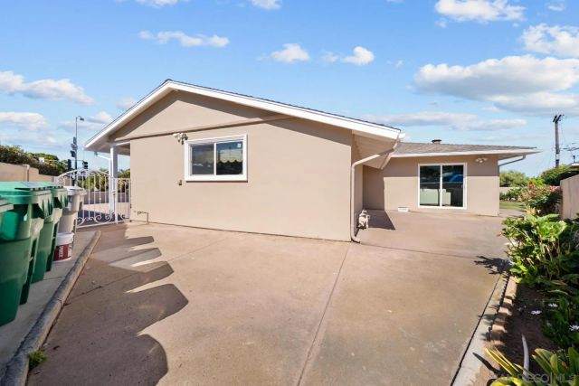 1261 Catalina, San Diego, CA 92107