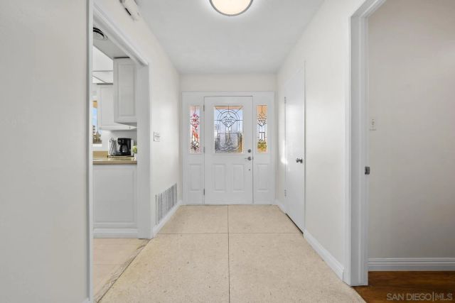 1261 Catalina, San Diego, CA 92107