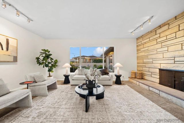 1261 Catalina, San Diego, CA 92107