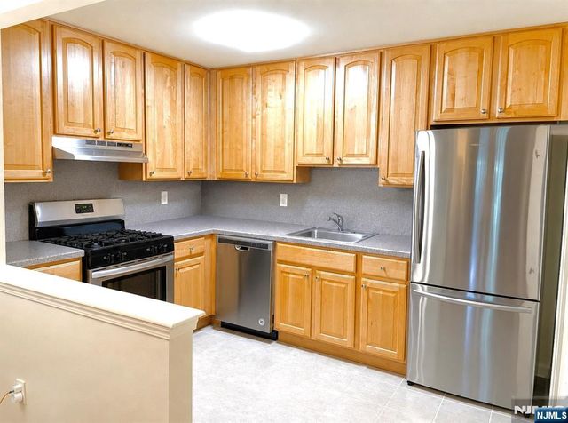 362 Cambridge, Butler Borough, NJ 07405