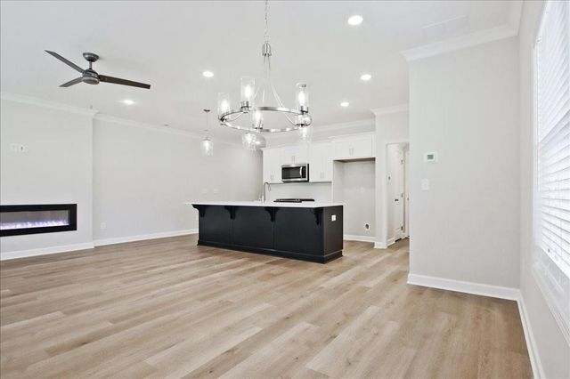 541 Feldspar Way, Lawrenceville, GA 30043