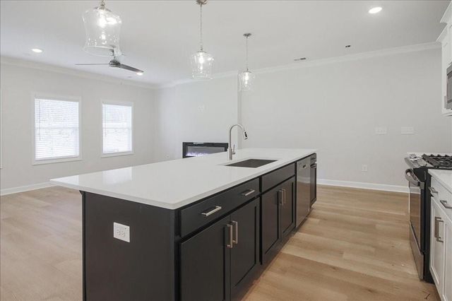 541 Feldspar Way, Lawrenceville, GA 30043