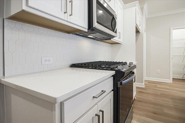 541 Feldspar Way, Lawrenceville, GA 30043