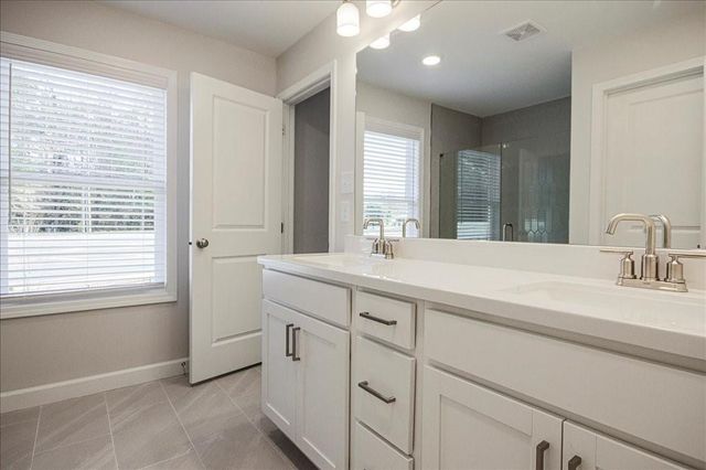 541 Feldspar Way, Lawrenceville, GA 30043
