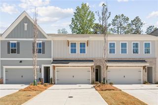 541 Feldspar Way, Lawrenceville, GA 30043