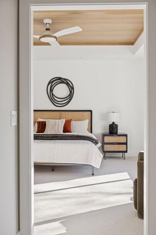 9975 194th Street W, Lakeville, MN 55044