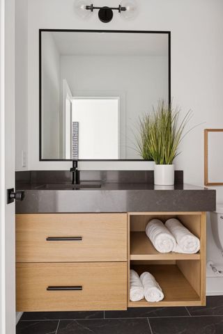 9975 194th Street W, Lakeville, MN 55044