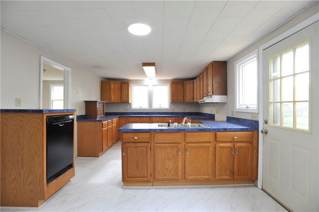 756 Carpenter Street, Elmira City, NY 14901