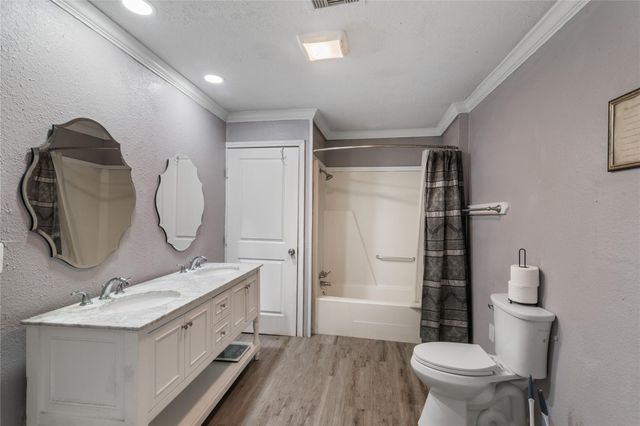 2705 21st Street, Hempstead, TX 77445