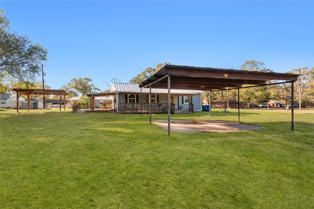 2705 21st Street, Hempstead, TX 77445