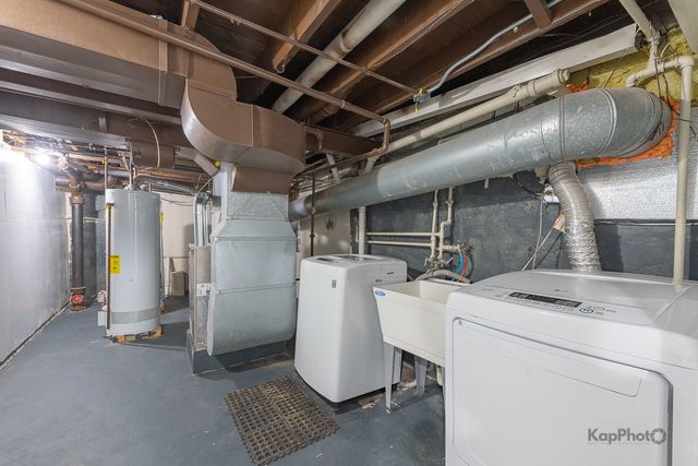 6259 W Peterson Avenue 1R, Chicago, IL 60646