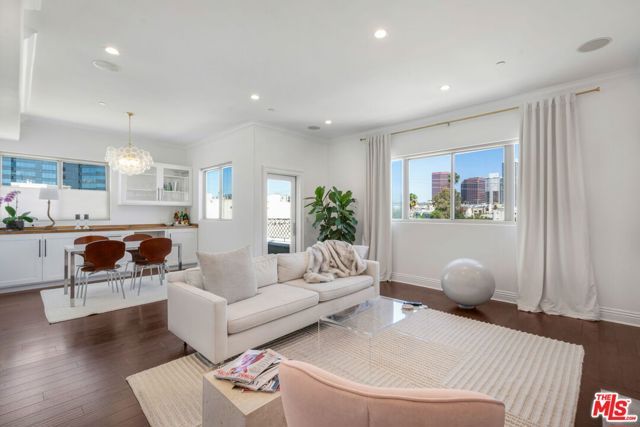 1316 Amherst Avenue 402, Los Angeles, CA 90025