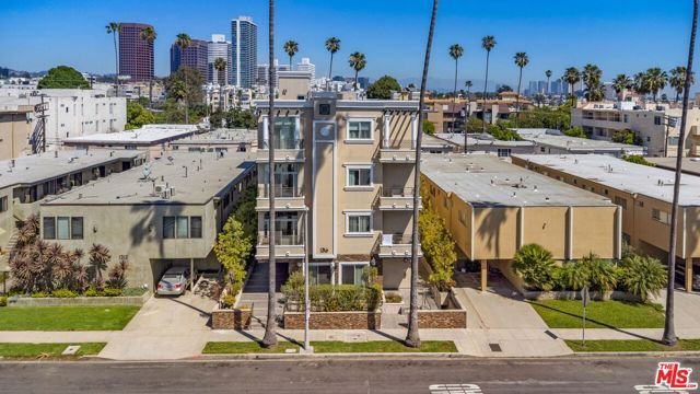 1316 Amherst Avenue 402, Los Angeles, CA 90025