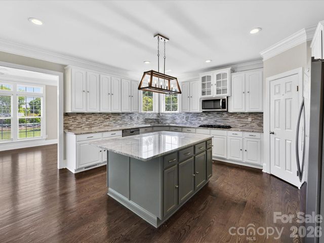 139 Corona Circle, Mooresville, NC 28117