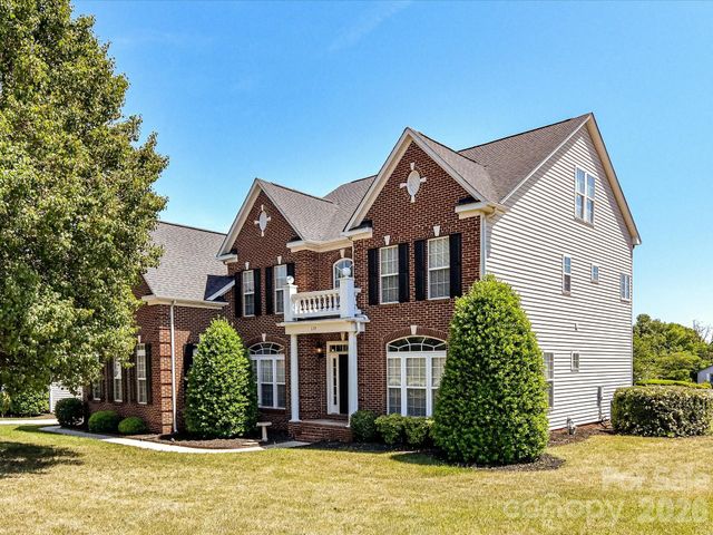 139 Corona Circle, Mooresville, NC 28117