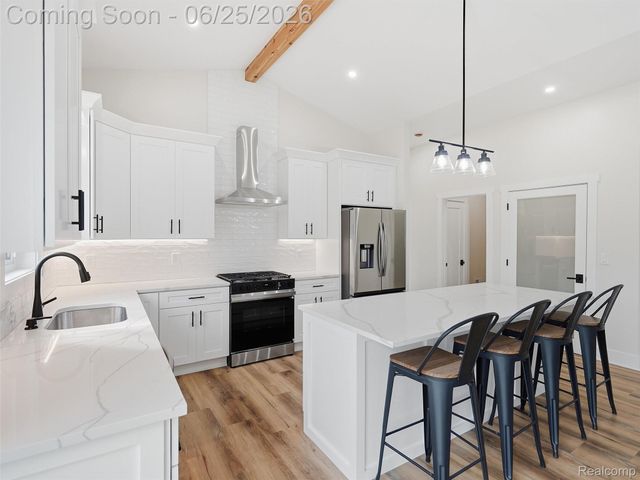 77850 Angling Road, Richmond, MI 48062