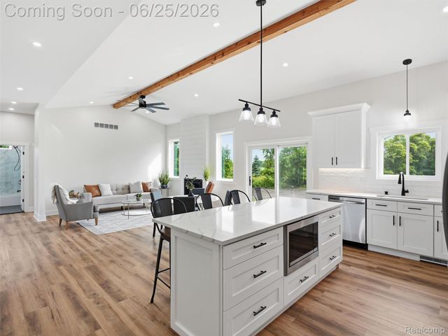 77850 Angling Road, Richmond, MI 48062