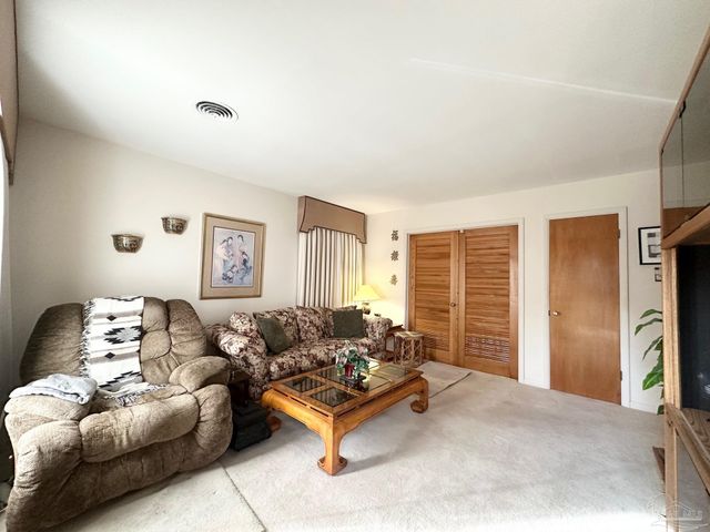 6514 Lark Ave, Milton, FL 32570