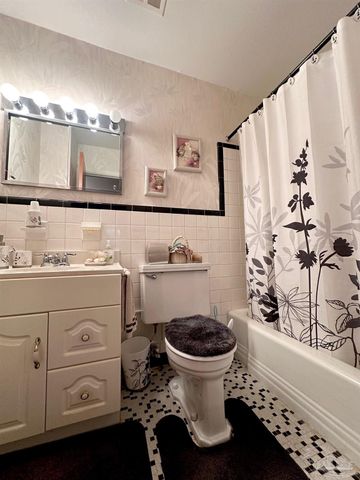 6514 Lark Ave, Milton, FL 32570