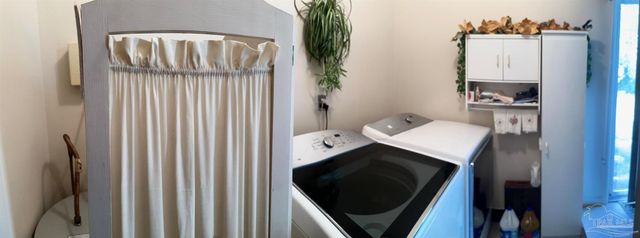 6514 Lark Ave, Milton, FL 32570