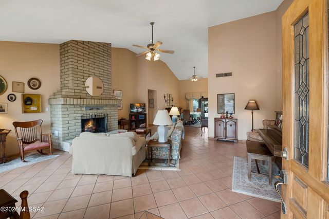12390 E Avenida De La Vista Verde, Tucson, AZ 85749