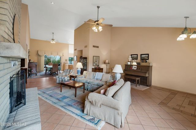 12390 E Avenida De La Vista Verde, Tucson, AZ 85749