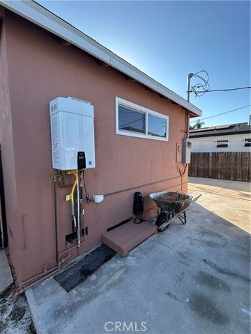 161 W 84th, Los Angeles, CA 90003