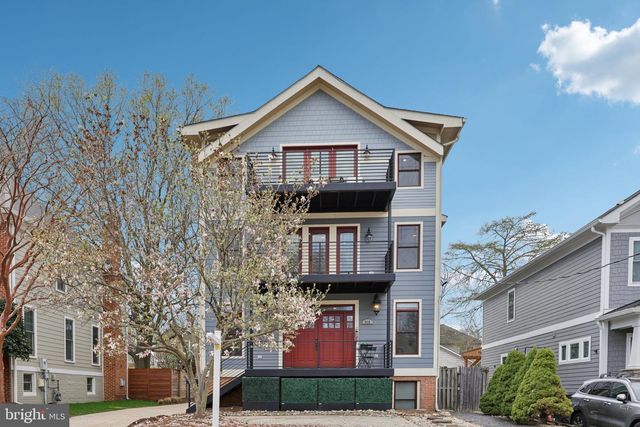 816 VEITCH ST, Arlington, VA 22204