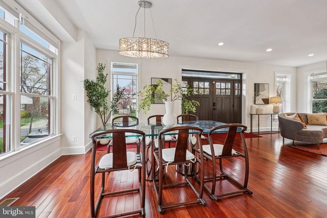 816 VEITCH ST, Arlington, VA 22204