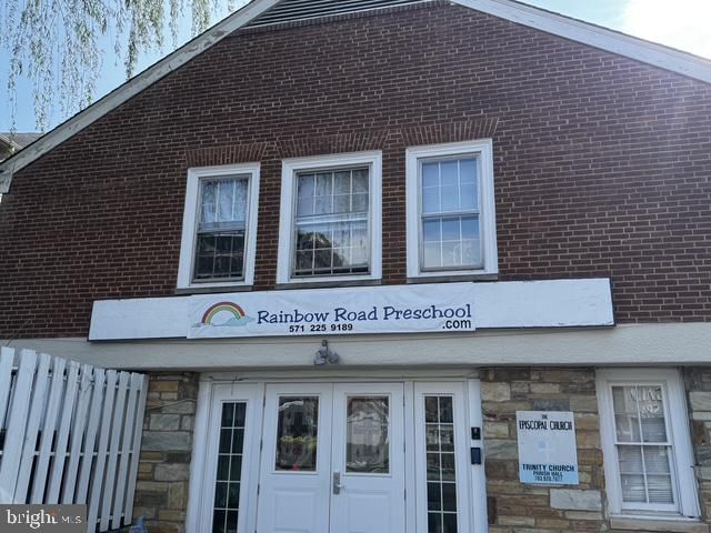 816 VEITCH ST, Arlington, VA 22204