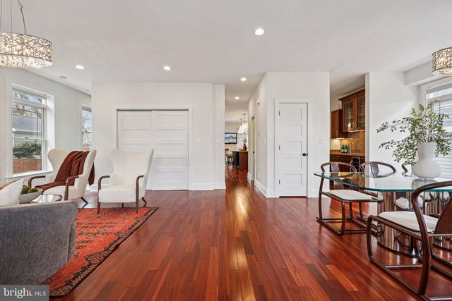 816 VEITCH ST, Arlington, VA 22204