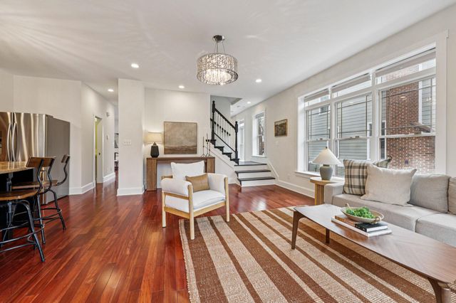 816 VEITCH ST, Arlington, VA 22204