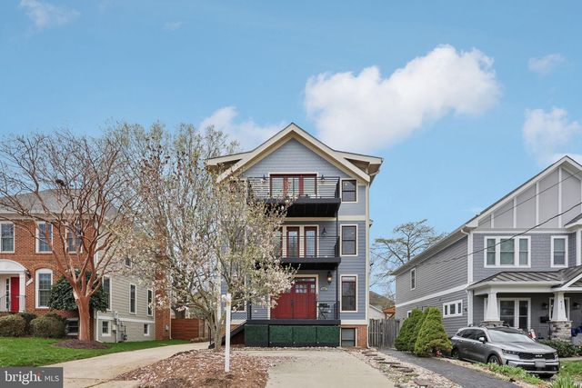 816 VEITCH ST, Arlington, VA 22204