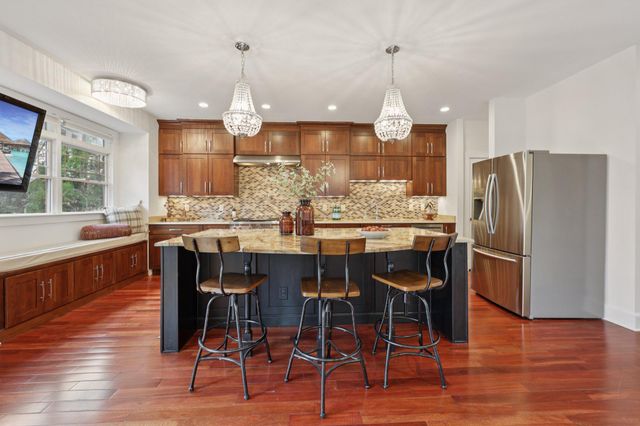 816 VEITCH ST, Arlington, VA 22204