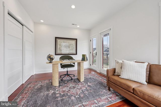 816 VEITCH ST, Arlington, VA 22204
