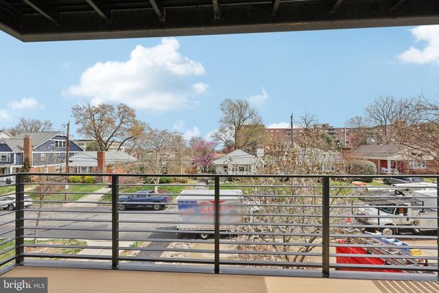 816 VEITCH ST, Arlington, VA 22204