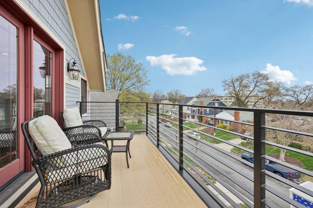 816 VEITCH ST, Arlington, VA 22204