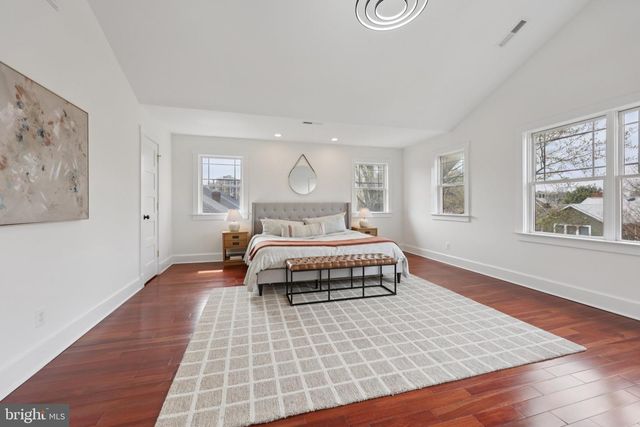 816 VEITCH ST, Arlington, VA 22204