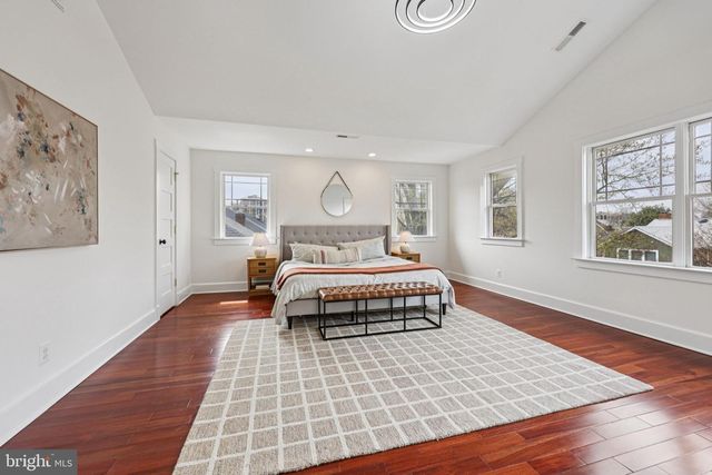816 VEITCH ST, Arlington, VA 22204
