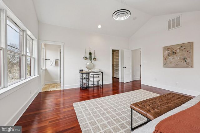 816 VEITCH ST, Arlington, VA 22204