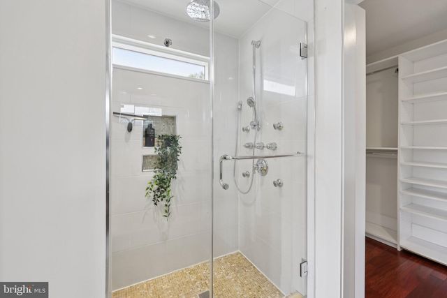 816 VEITCH ST, Arlington, VA 22204