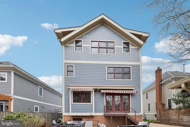 816 VEITCH ST, Arlington, VA 22204
