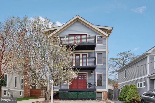 816 VEITCH ST, Arlington, VA 22204