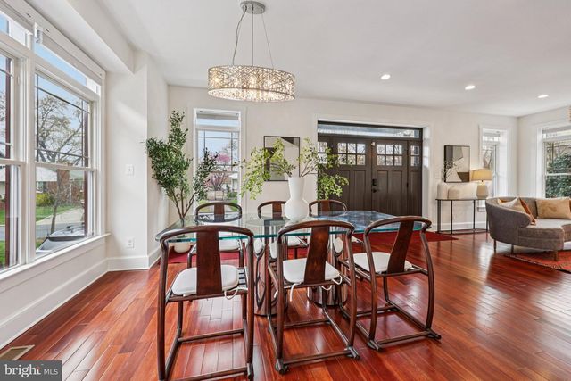 816 VEITCH ST, Arlington, VA 22204
