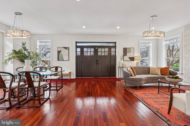 816 VEITCH ST, Arlington, VA 22204