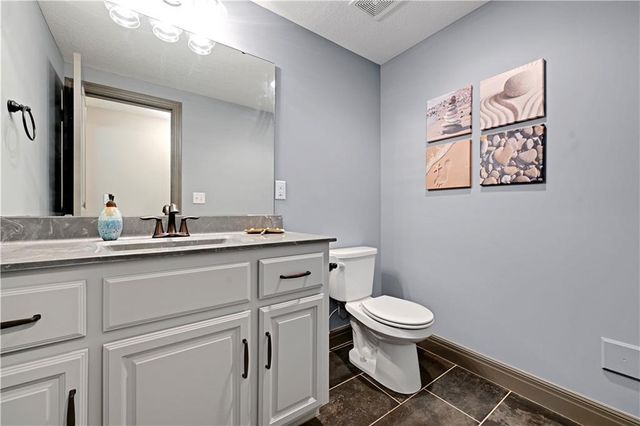 15705 Canterbury Street, Overland Park, KS 66224