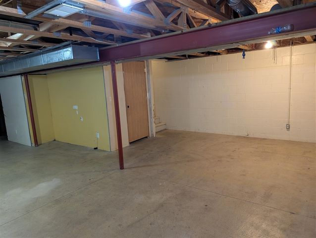 644 Wesley Avenue, Muskegon, MI 49442