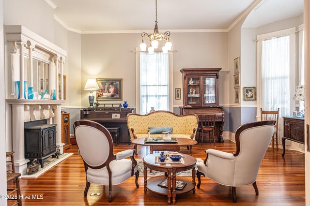 301 Mcreynolds Street, Carthage, NC 28327