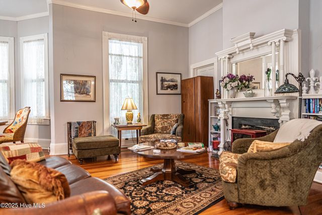 301 Mcreynolds Street, Carthage, NC 28327